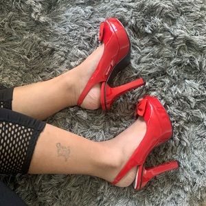Red Pin Up Heels with Bow